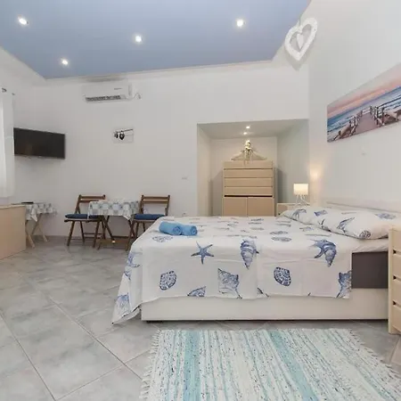 Prázdninový dům House Fjaka Stanici