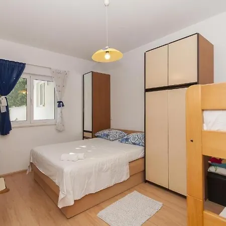 House Fjaka